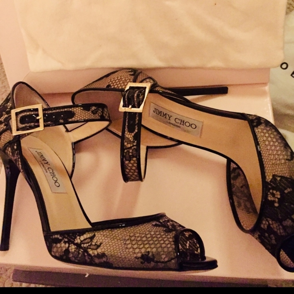 Heels jimmy choo. Nude lace detail